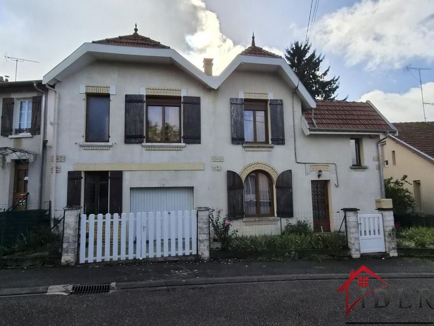 Image Façade à  maison individuelle de Wassy
