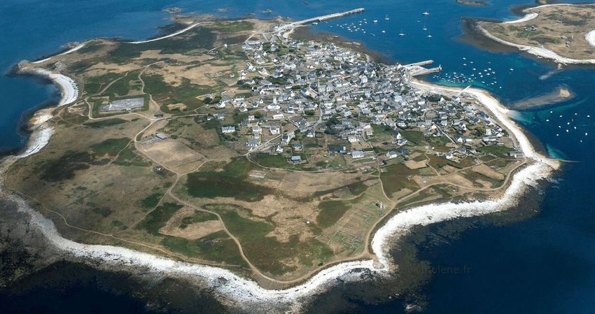 Image Vue à terrain de Île-Molène