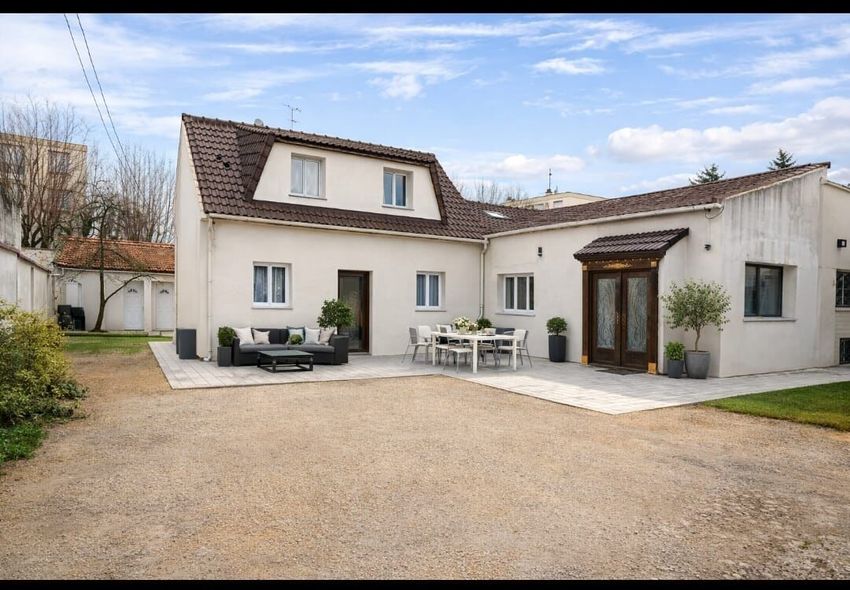 Image Façade à  maison individuelle de Bobigny