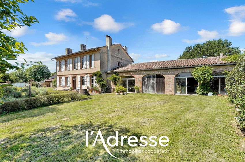 Image Façade à  maison individuelle de Le Burgaud