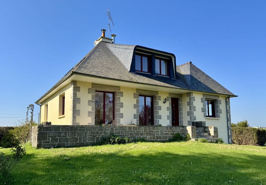 Image Façade à  maison individuelle de Janzé