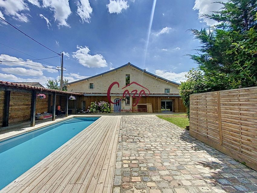 Image Piscine à  maison individuelle de Saint-Caprais-de-Bordeaux