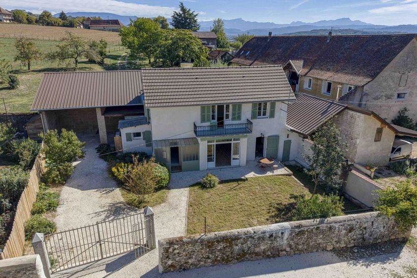 Image Façade à  maison individuelle de Saint-Genix-les-Villages