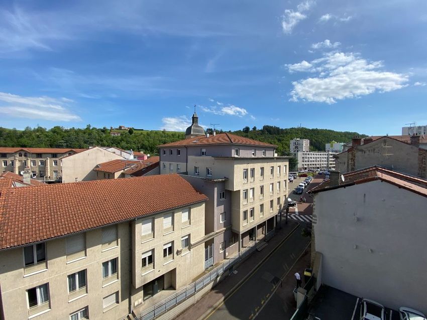 Image de appartement à Le Chambon-Feugerolles