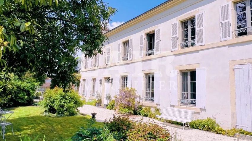Image Façade à  manoir de Saint-Léger-sur-Sarthe