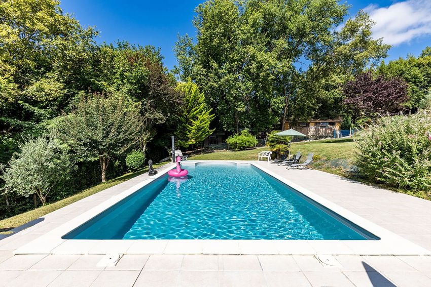 Image Piscine à  maison individuelle de Pompignac