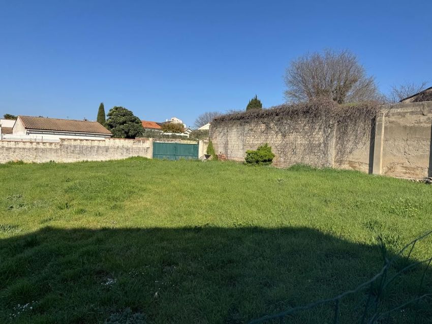 Image de terrain à Beaucaire