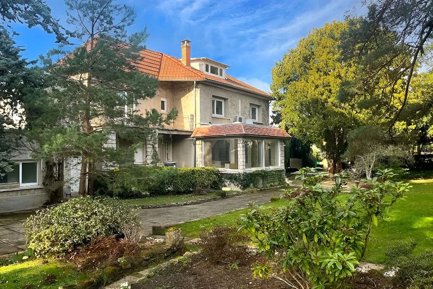 Image Façade à  maison individuelle de Marly-le-Roi