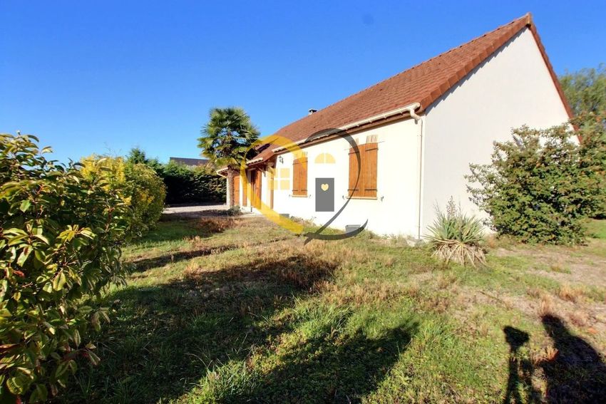 Image Façade à  maison de village de Pigny