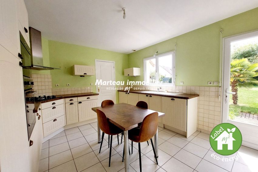 Image Cuisine à  maison individuelle de Yvré-l'Évêque