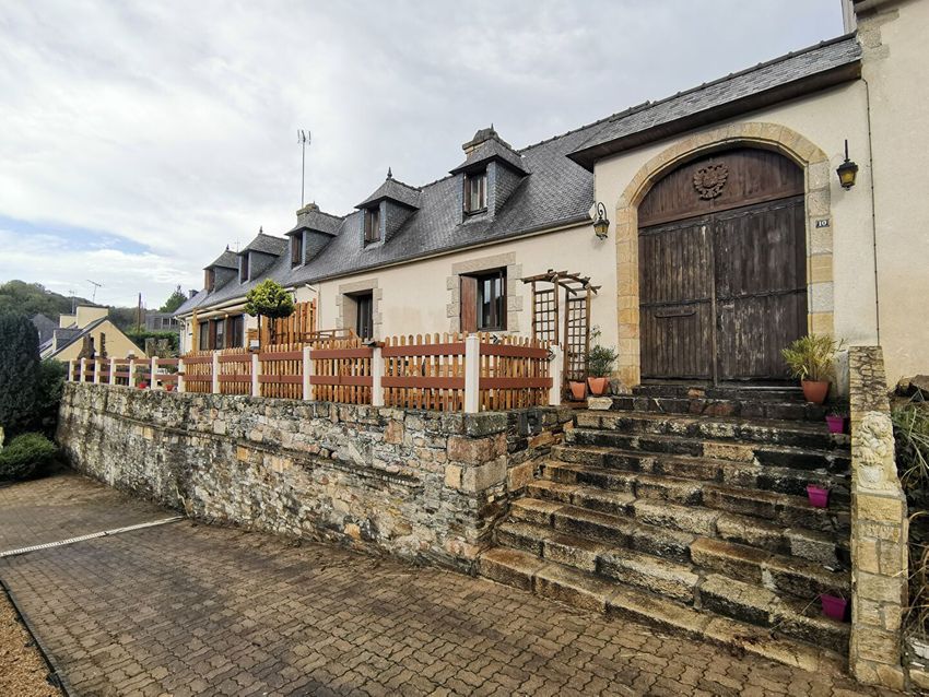 Image Façade à  manoir de Lannion