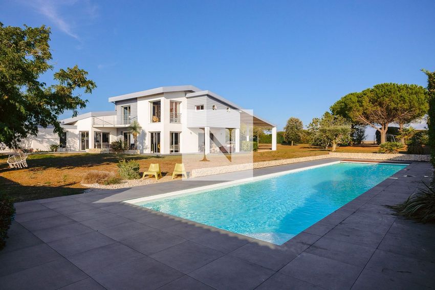 Image Piscine à  maison individuelle de Sans numéro Les Moindreaux