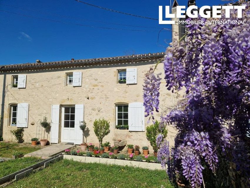 Image Façade à  maison individuelle de Gensac