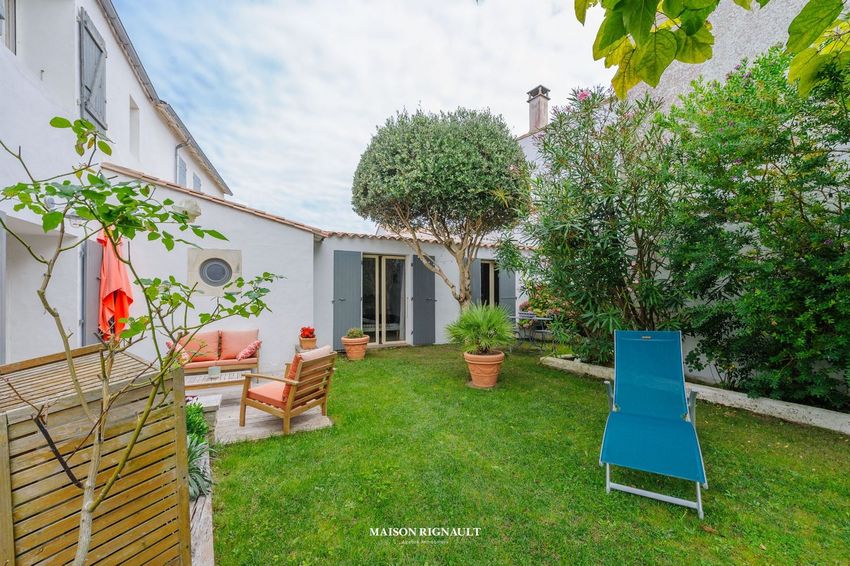 Image Façade à  maison individuelle de La Couarde-sur-Mer