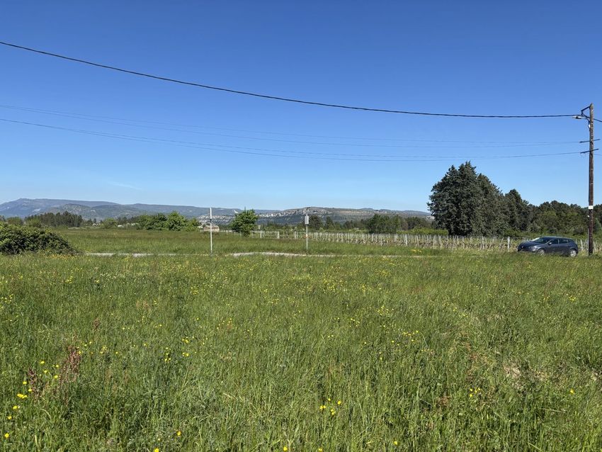 Image Vue à terrain de Saint-Étienne-de-Fontbellon