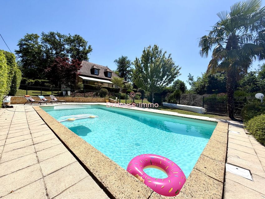 Image Piscine à  villa de Cosnac