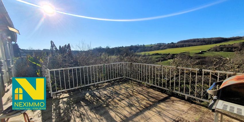 Image Terrasse à  maison individuelle de Jumilhac-le-Grand