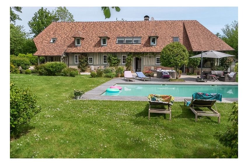 Image Piscine à  maison individuelle de Manerbe