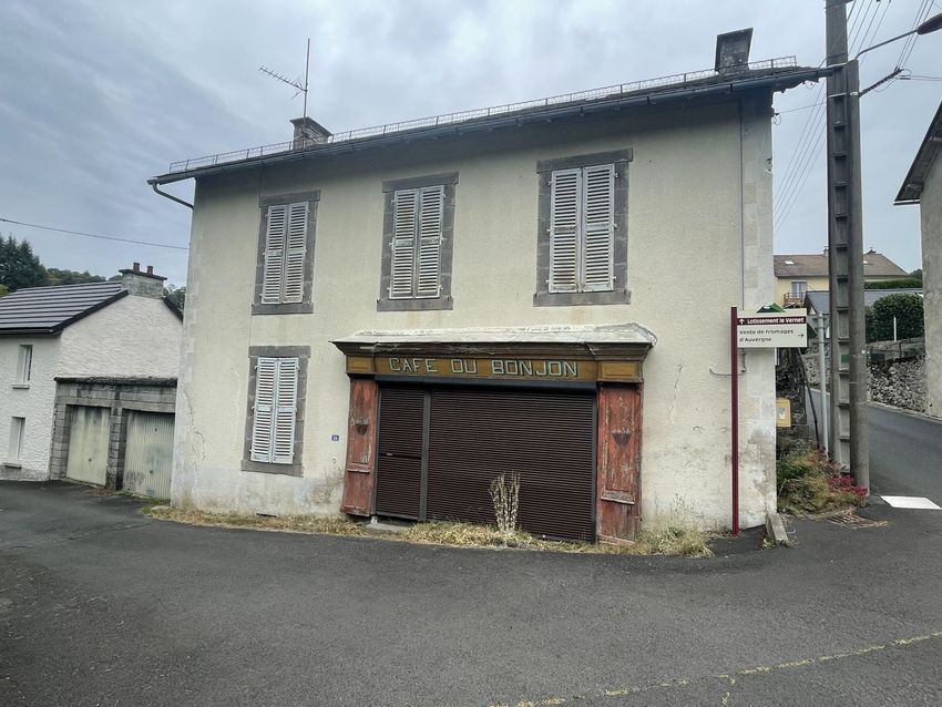 Image Façade à  maison individuelle de Condat