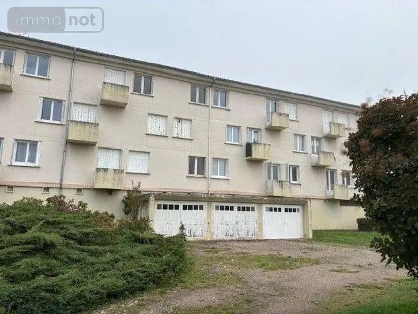 Image Façade à appartement de Saint-Amand-Montrond