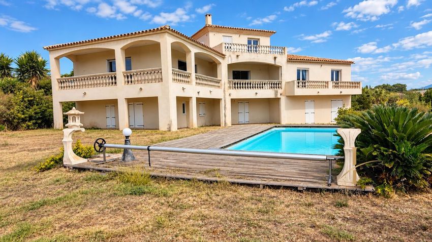 Image Piscine à  maison individuelle de Grosseto-Prugna