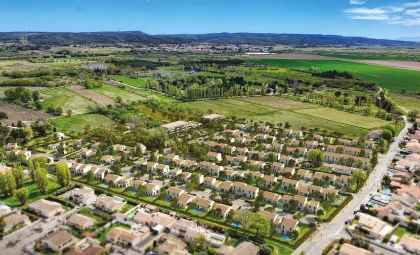 Image Vue à terrain de Coursan