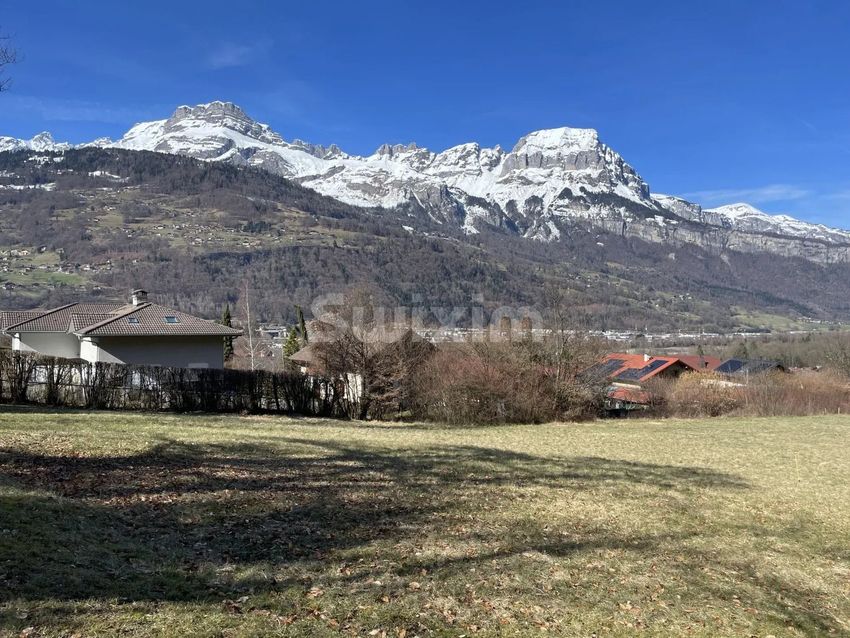 Image Vue à terrain de Sallanches
