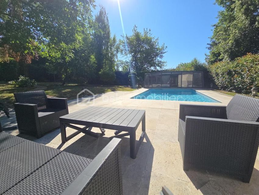Image Piscine à  maison individuelle de Courlon-sur-Yonne