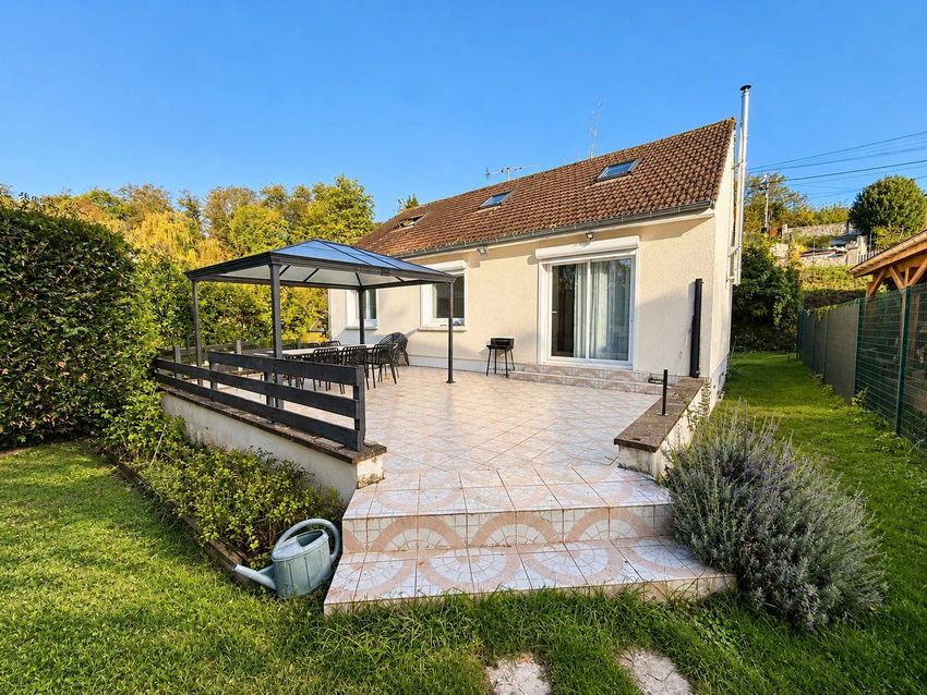 Image Façade à  maison individuelle de Isles-les-Meldeuses