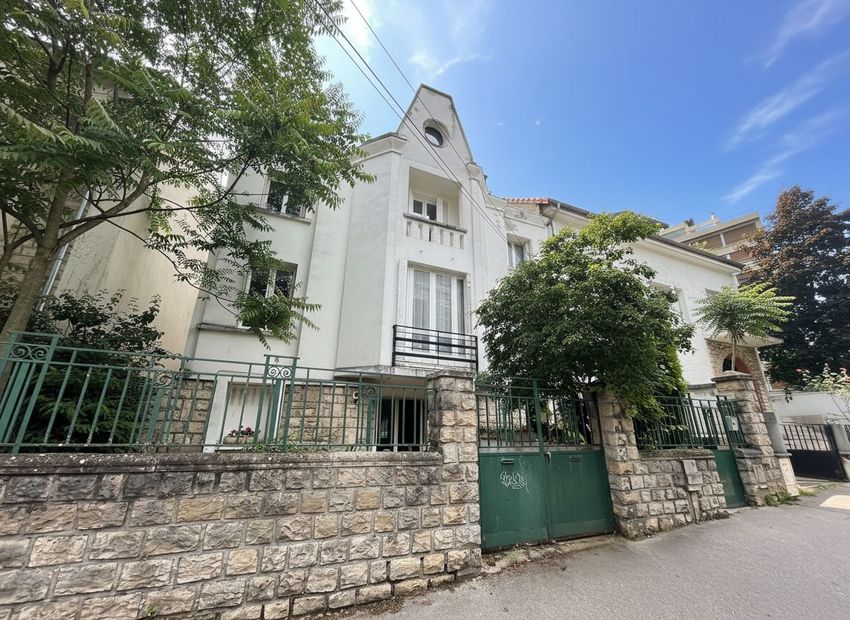 Image Façade à appartement de Dijon