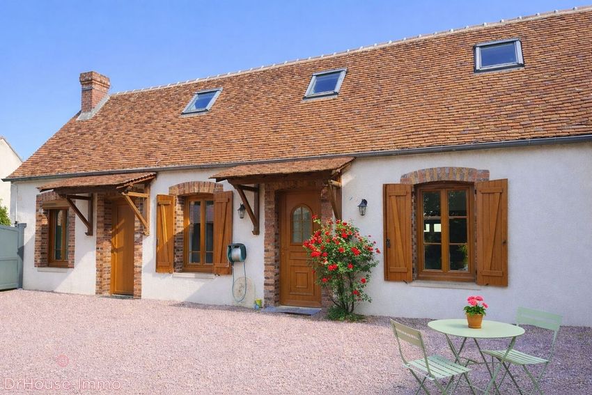 Image Façade à  villa de Chevry-sous-le-Bignon