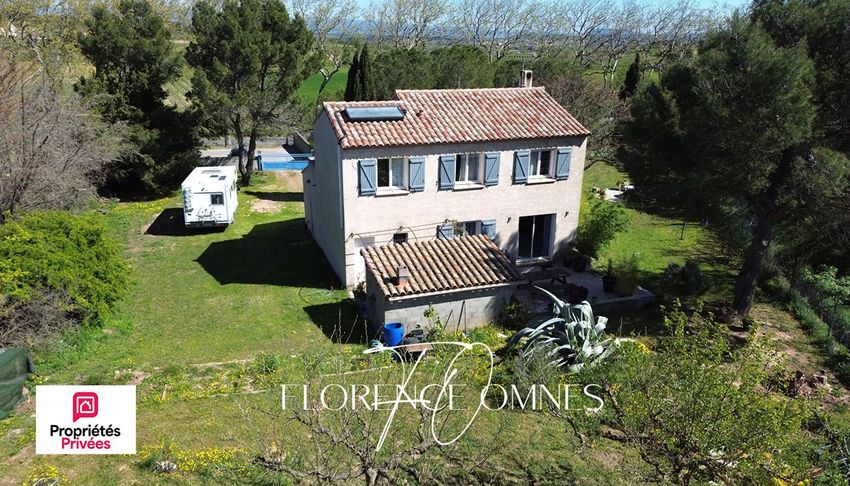 Image Façade à  villa de Douzens