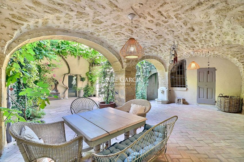 Image Terrasse à  maison de village de Lourmarin