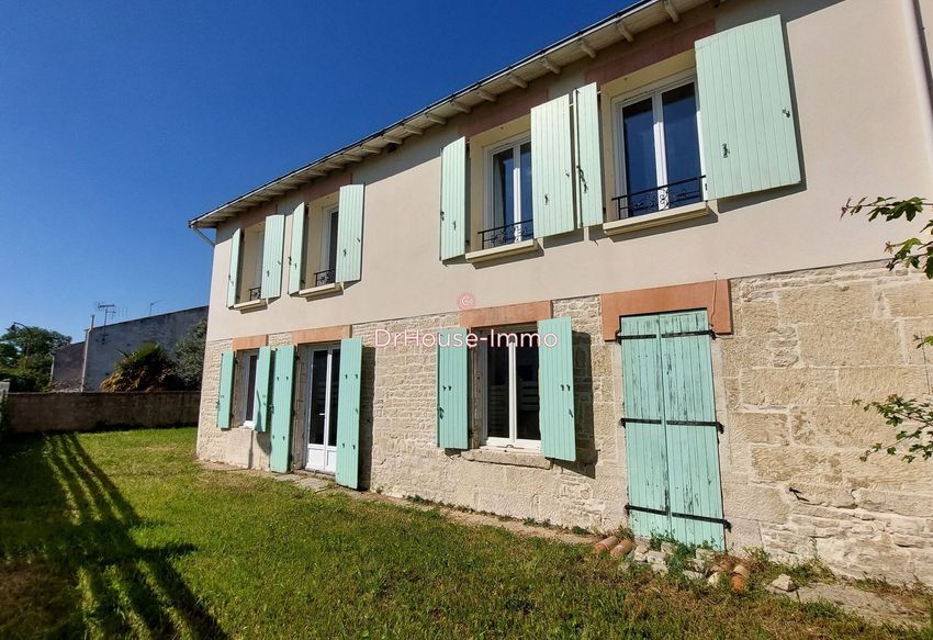 Image Façade à  maison jumelée de Prin-Deyrançon