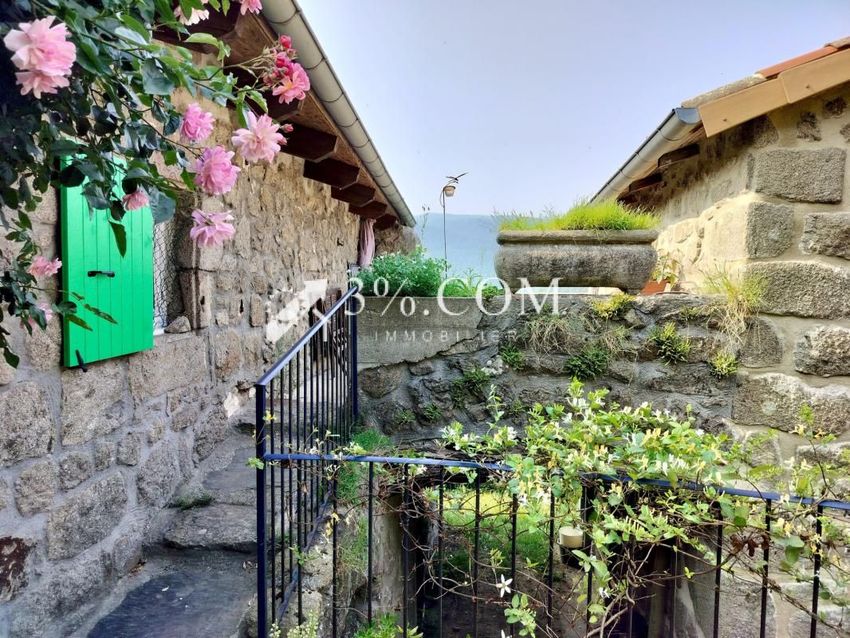 Image Façade à  maison individuelle de Albon-d'Ardèche