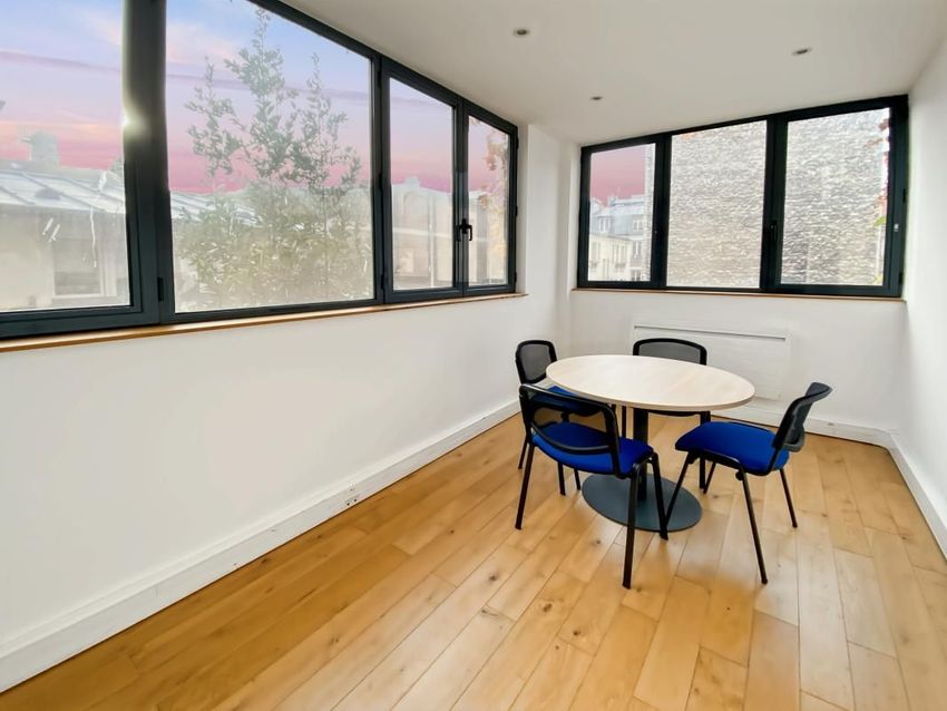 Image de bureau à Bel-Air Nord