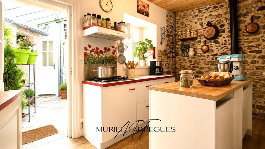 Image Cuisine à  maison mitoyenne de Couiza