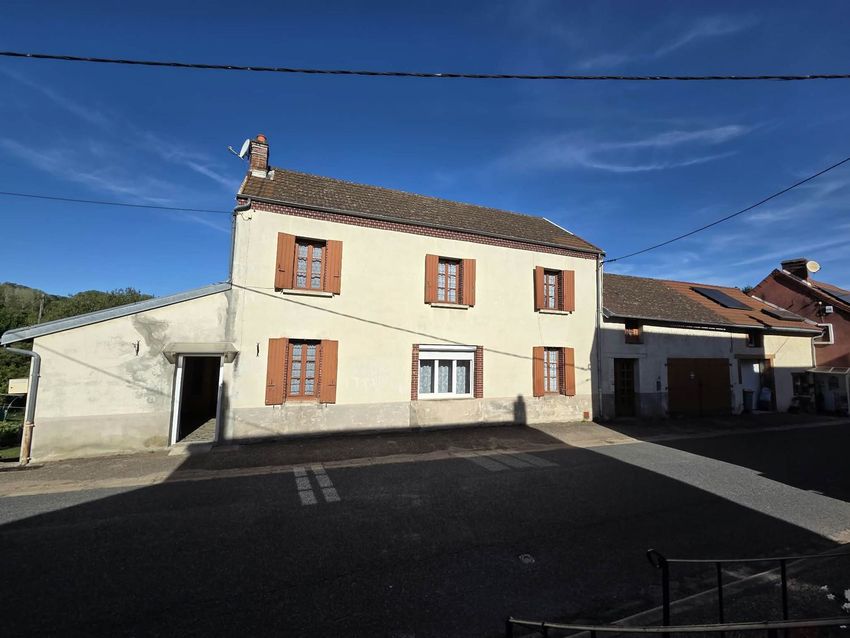 Image Façade à  maison individuelle de Arfeuilles