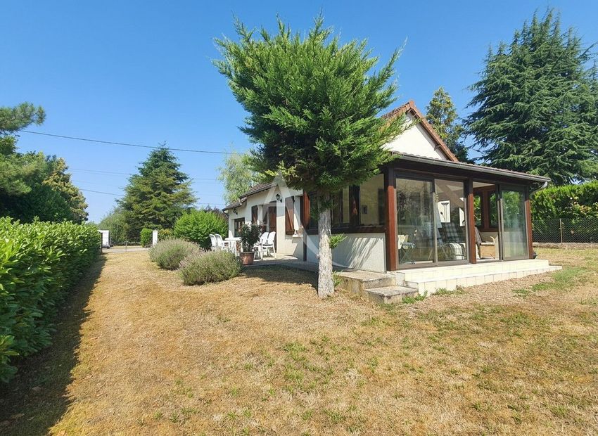 Image Façade à  maison individuelle de Thésée