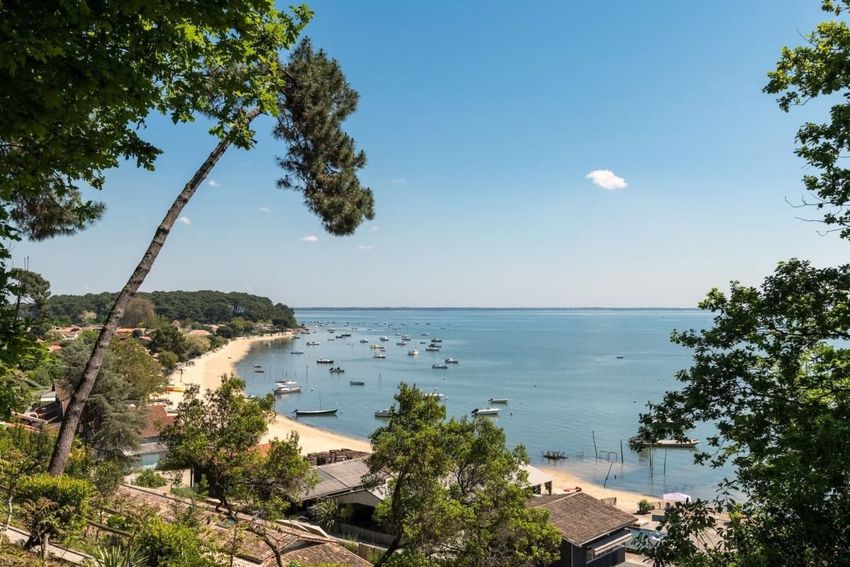 Image Vue à terrain de Lège-Cap-Ferret