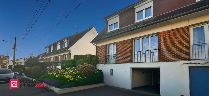 Image Façade à  maison individuelle de Marconne
