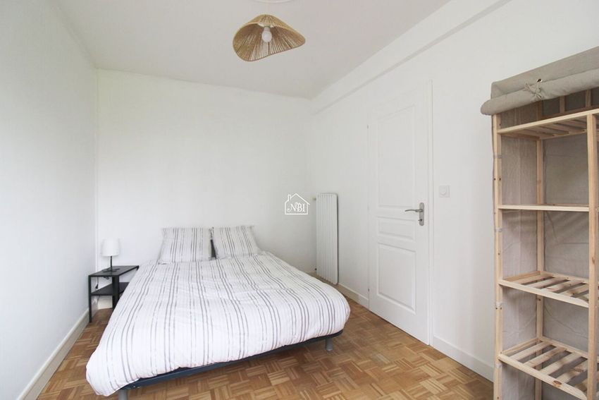 Image Chambre à appartement de Laval