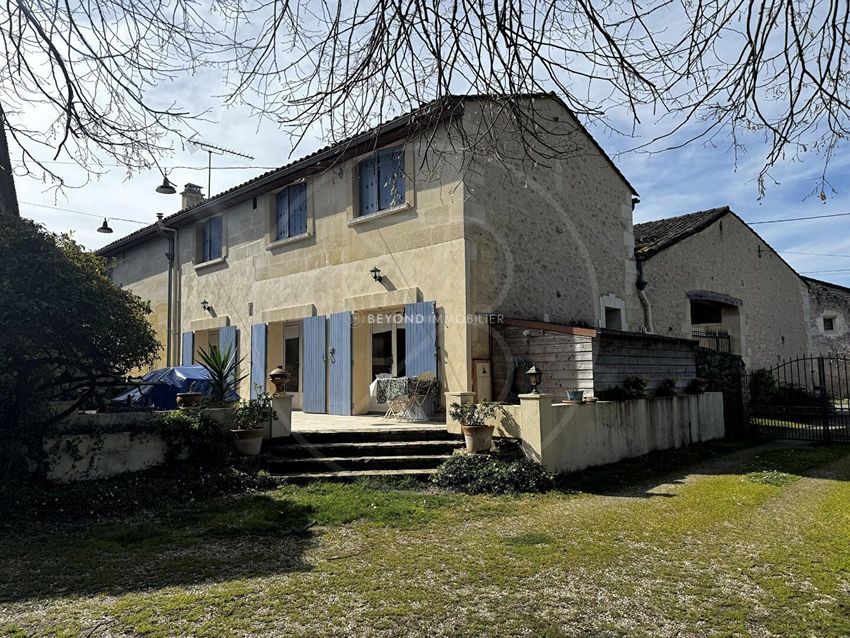 Image Façade à  maison individuelle de Bellefond