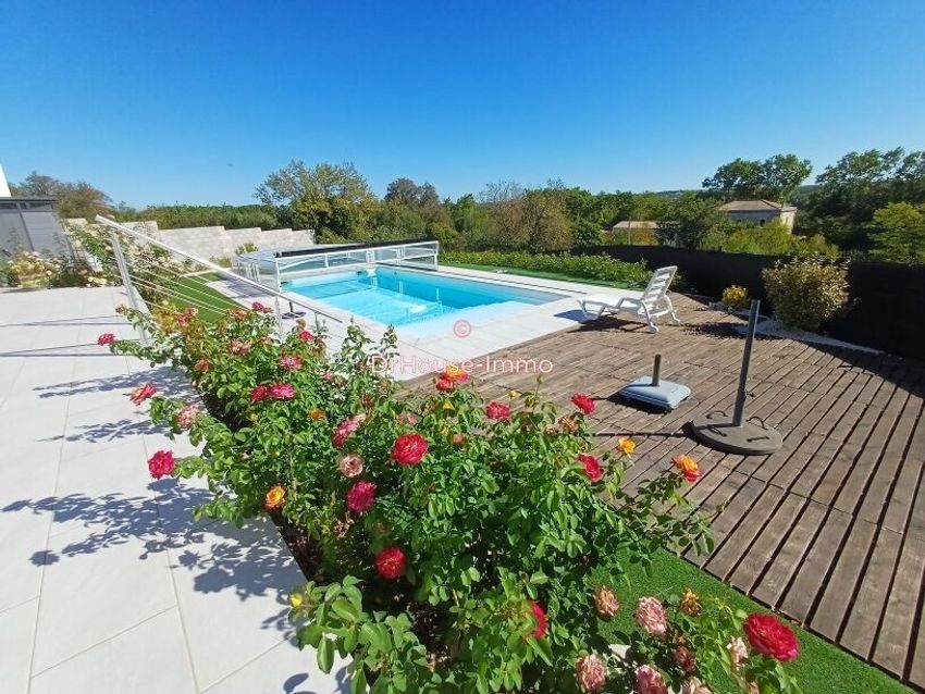 Image Piscine à  villa de Saint-Thibéry