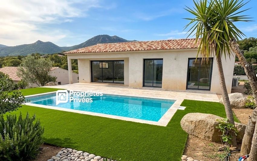 Image Piscine à  maison individuelle de Porto-Vecchio