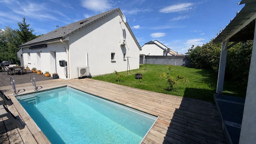 Image Piscine à  maison individuelle de Mamey