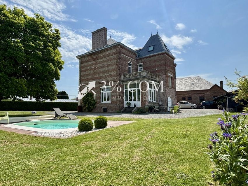 Image Façade à  propriété agricole de Oisemont