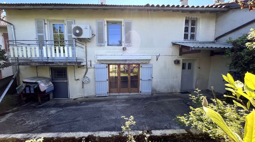 Image Façade à  maison individuelle de Val Suran