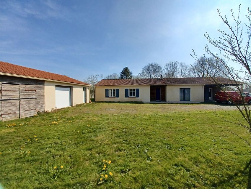 Image Façade à  maison individuelle de Courlay