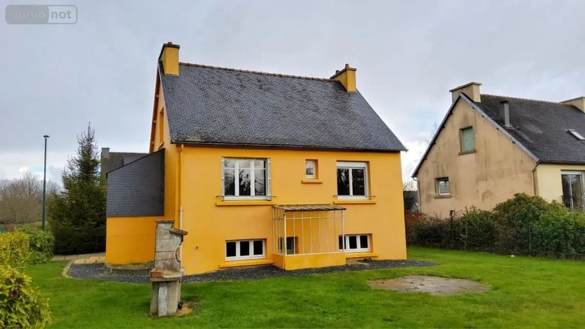 Image Façade à  maison individuelle de Plonévez-du-Faou